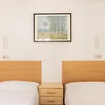 アルベルゲ イントゥルホーヴェン *