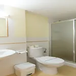 ホステル アルベルゲ イントゥルホーヴェン *