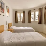アルベルゲ イントゥルホーヴェン *