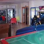 アルベルゲ イントゥルホーヴェン *