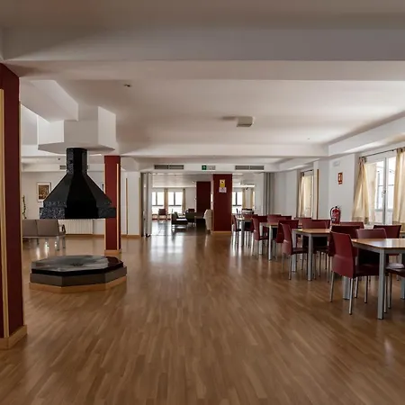 アルベルゲ イントゥルホーヴェン *