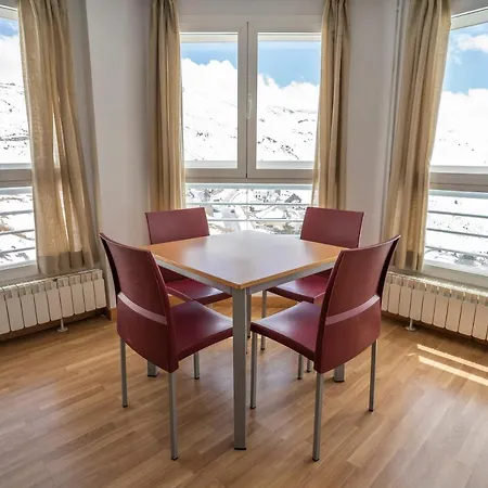 アルベルゲ イントゥルホーヴェン * シエラネバダ