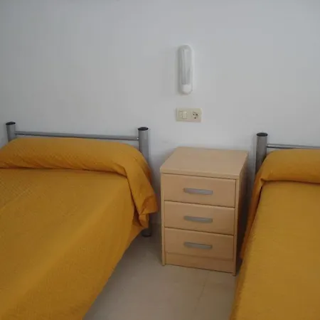 アルベルゲ イントゥルホーヴェン * シエラネバダ