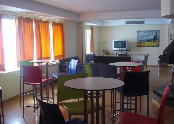 Inturjoven Hostel