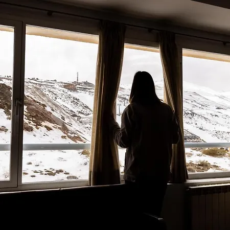 内华达山脉英特察分酒店