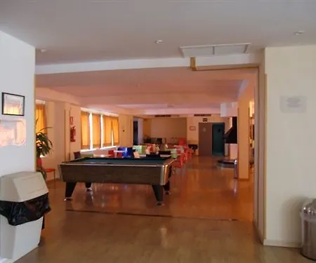 内华达山脉英特察分酒店