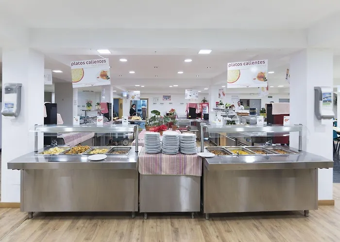 Inturjoven Хостел *