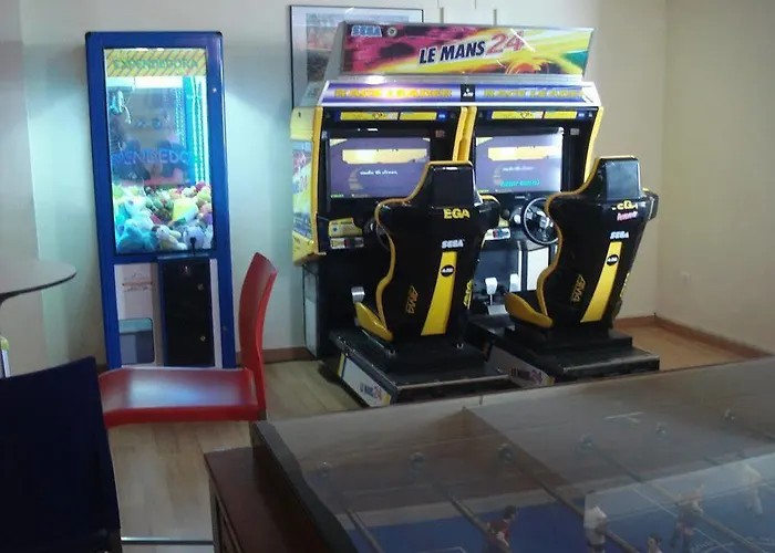 Inturjoven Хостел *